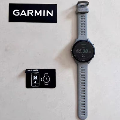 Montre Garmin Forerunner 255, montre connectée sportive Garmin, 46 mm, écran couleur 1,3'', autonomie de 14 jours, 4 Go de RAM, NFC, Bluetooth, Wifi, étanche 5 ATM